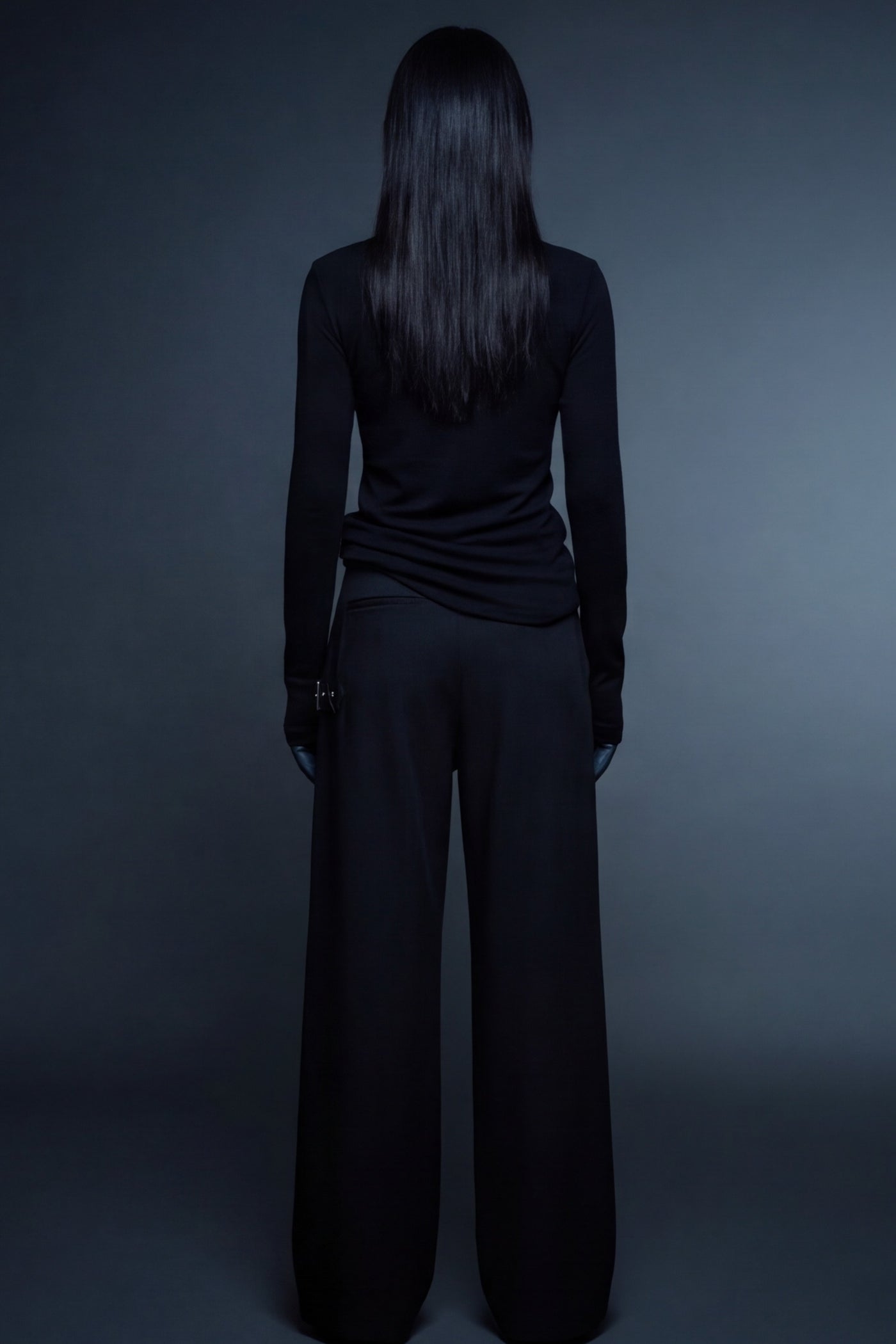 off-supply-signature-sculpt-wide-pants-2 model back