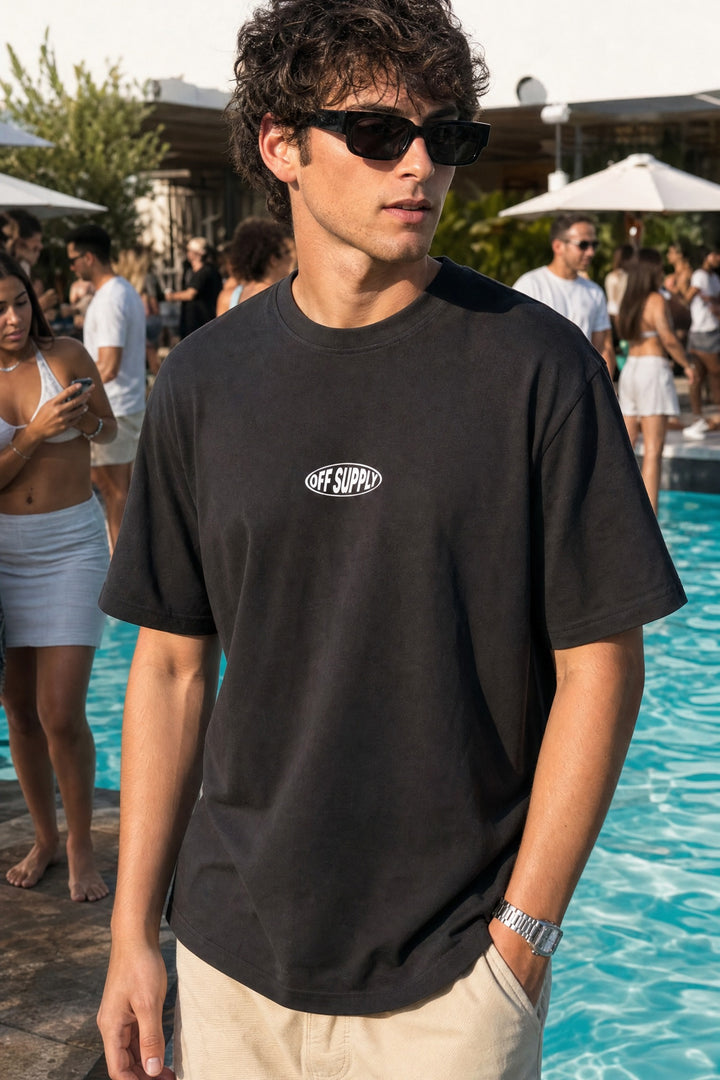 Off supply The crab black t-shirt